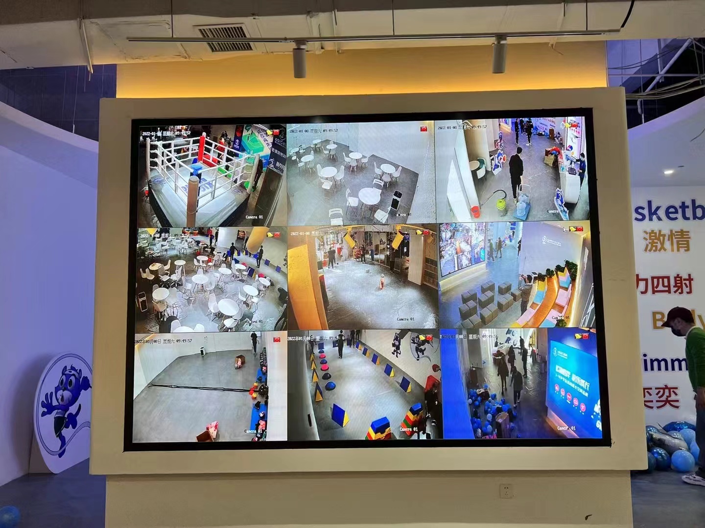 商場LED廣告屏 商場LED廣告屏